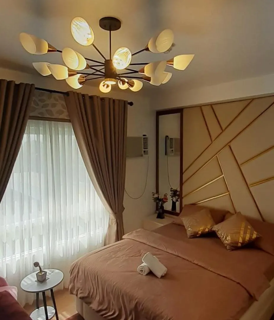 Studio-Type Condotel Mesatierra Garden Residences Davao City Bed and Breakfast